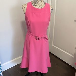 Lined pink sleeveless dress with belt